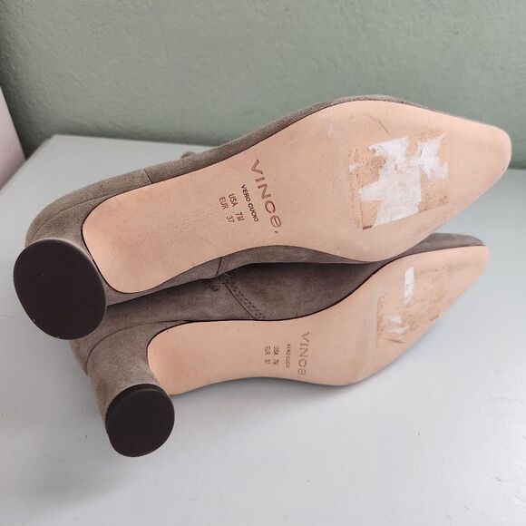 Vince Hilda  Gray Suede Ankle Boots Size 7 - Picture 5 of 8